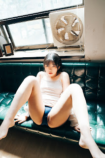 [Loozy] Sonson (손손) – Comic Shop Girl (+S.Ver)