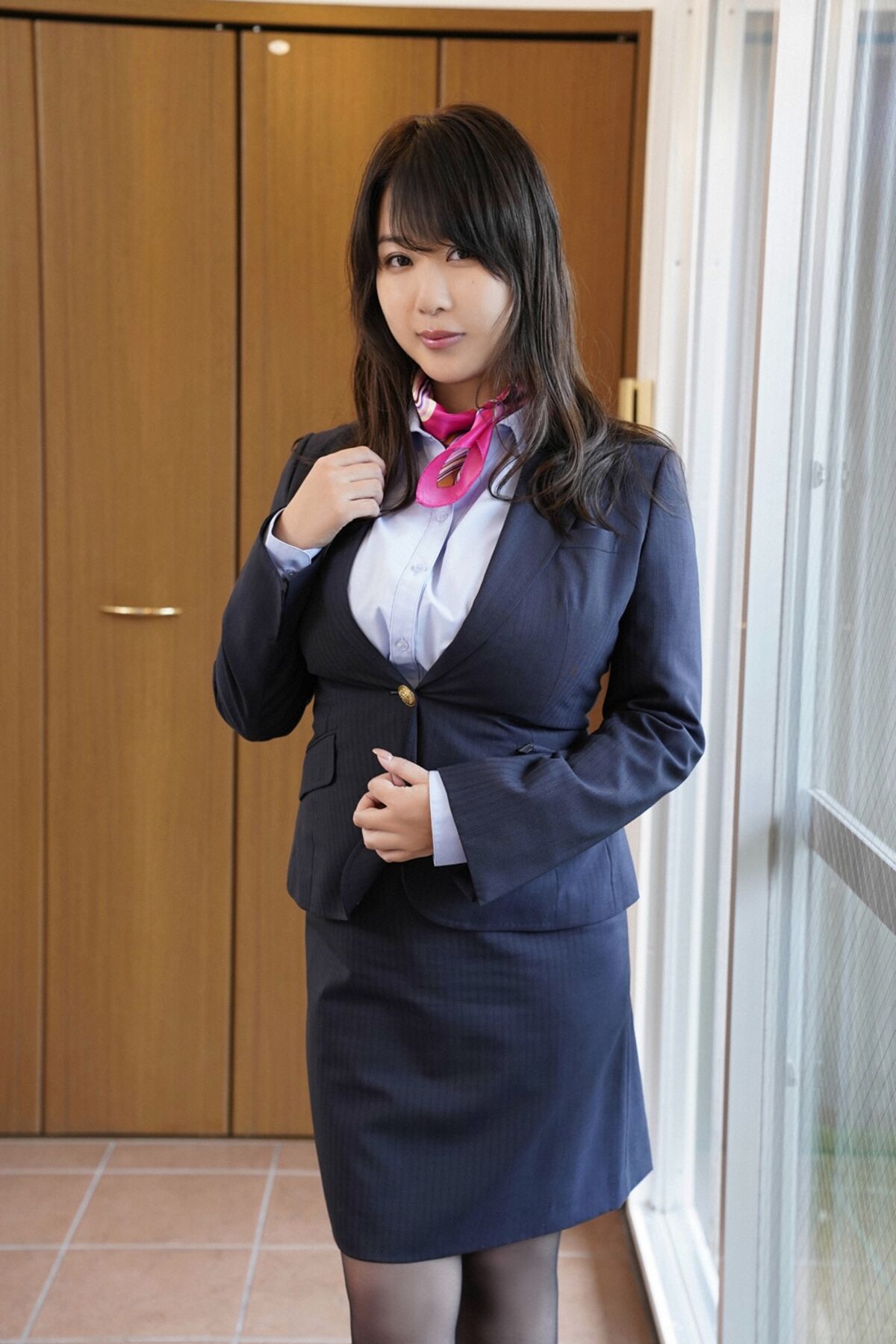 YS Web 2021-03-31 Vol.912 Mai Nishida 西田麻衣 – B105cm 巨乳グラビア界のカリスマ