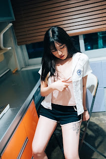 [Loozy] Sonson (손손) – Reading Room