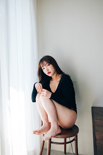 [Loozy] Son Ye-Eun (손예은) – Maximum Vol.1
