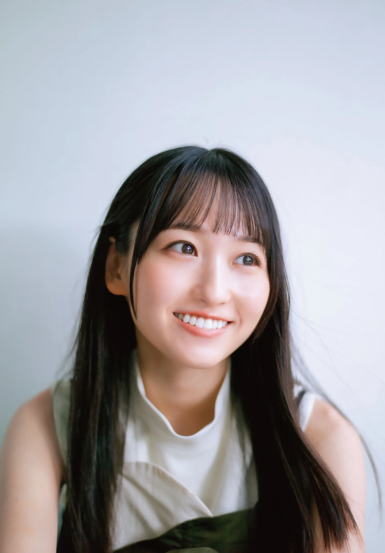 Miku Ichinose 一ノ瀬美空, Shonen Magazine 2025 No.43 (週刊少年マガジン 2025年43号)