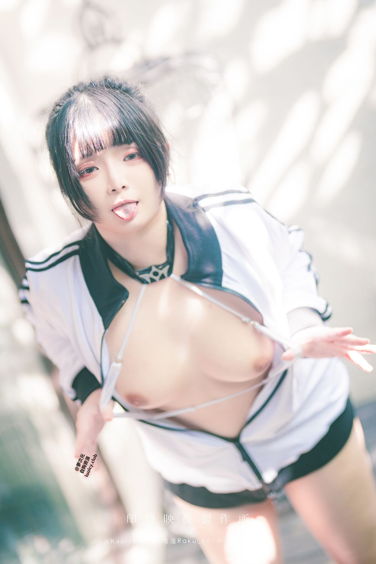 Coser@落落Raku – 锻炼日 Exercise Day (62P – 1V)