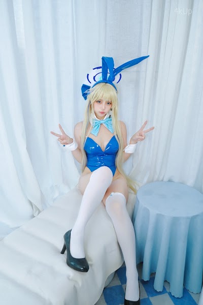 Coser@发财阿弦 时兔女郎