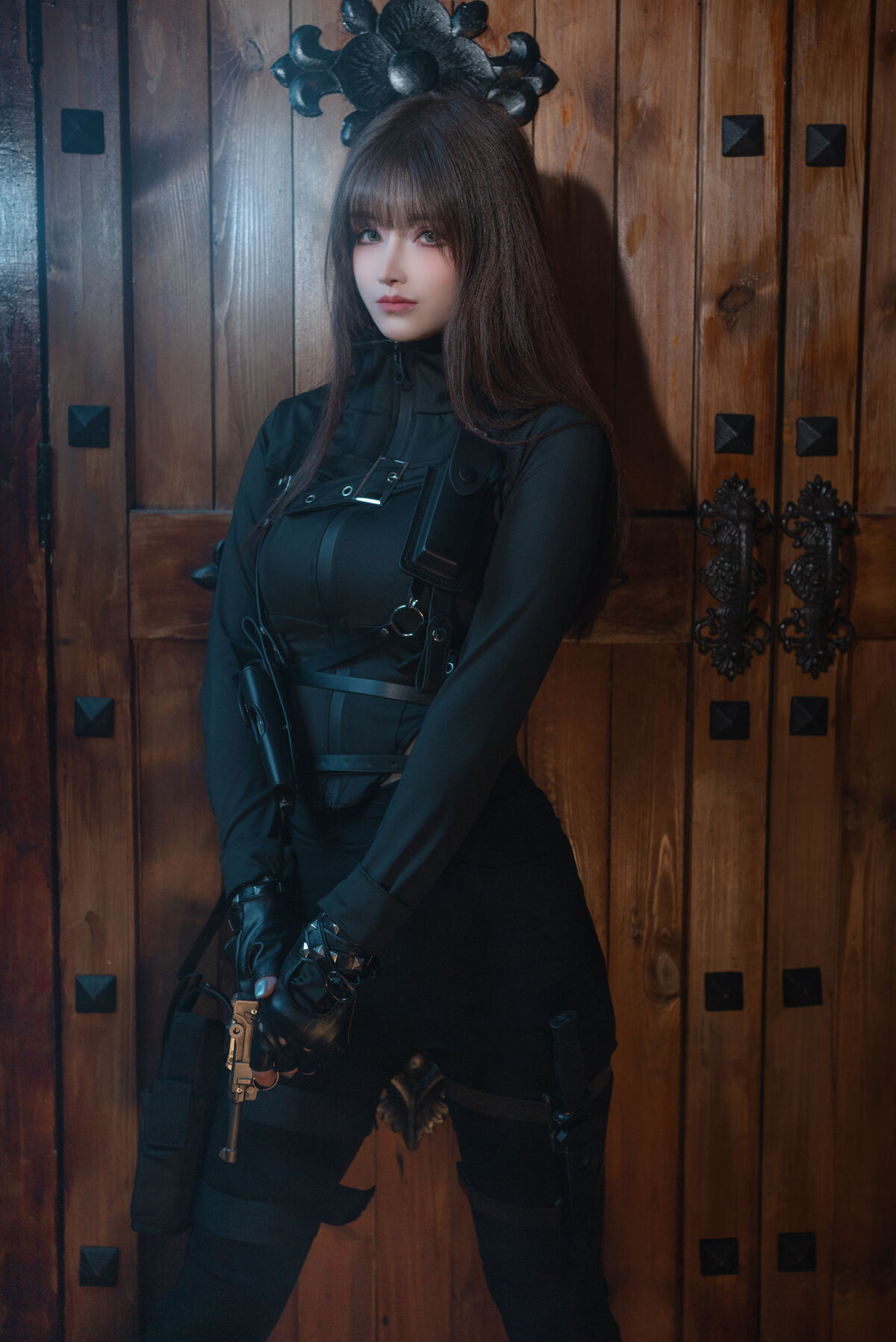 Coser@鹿八岁 – 特工的堕落 后篇 Part01 (56P – 1V)