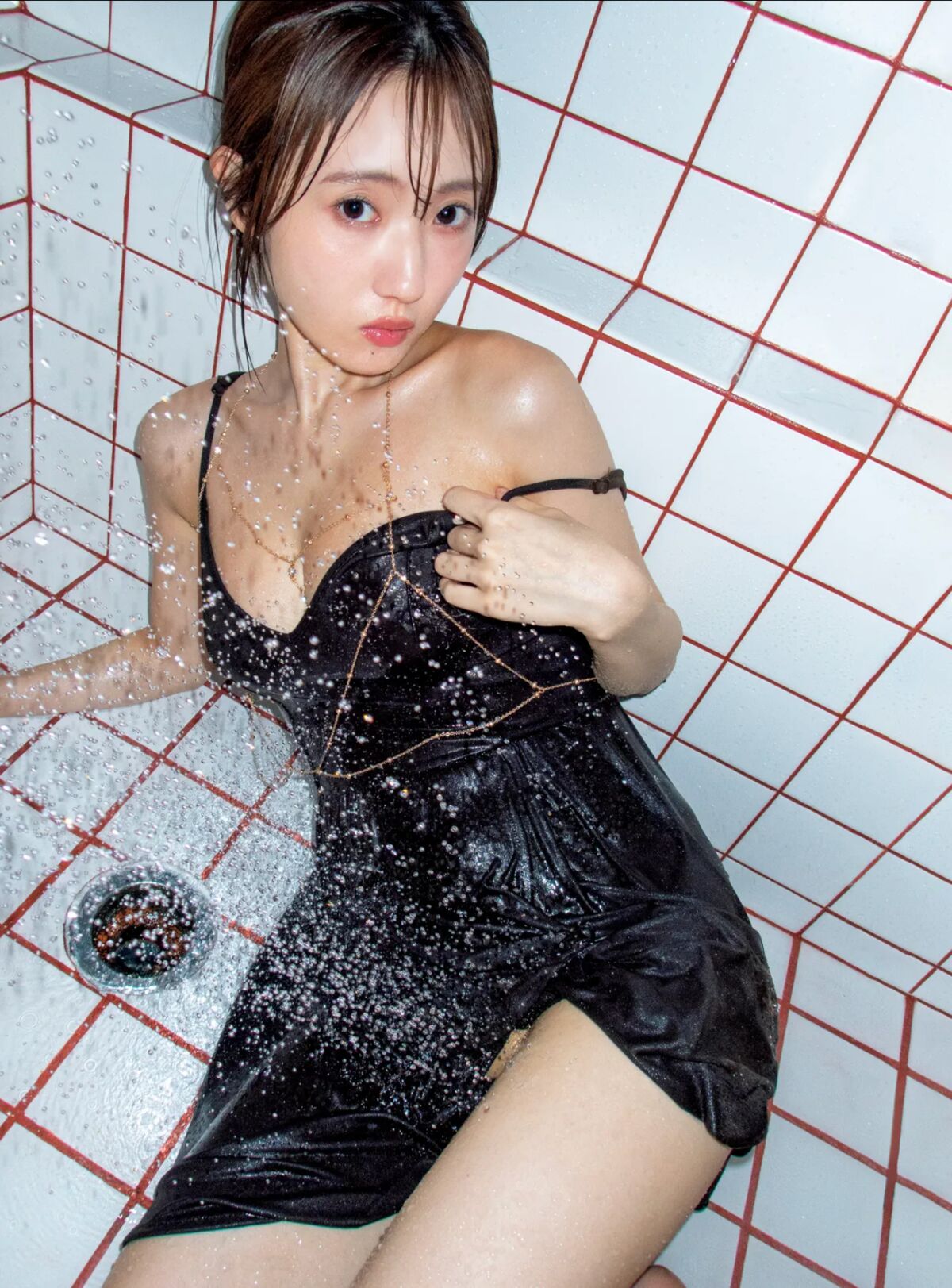 JP Chu Chu 春蝶chuchu – FRIDAY GOLD ガチ恋ちゅーいっ (15P)