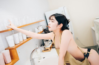 [Loozy] Sonson (손손) – Nude Apron