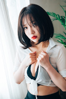 [Loozy] Son Ye-Eun (손예은) – Officegirls Vacation Vol.1
