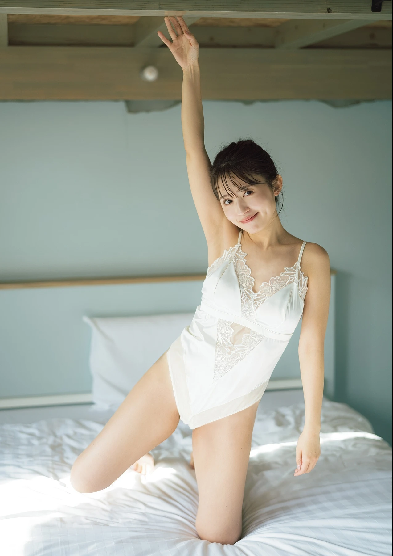 Rikako Aida 逢田梨香子, 写真集 「日々」 Set.02