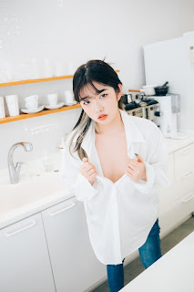 [Loozy] Sonson (손손) – Nude Apron