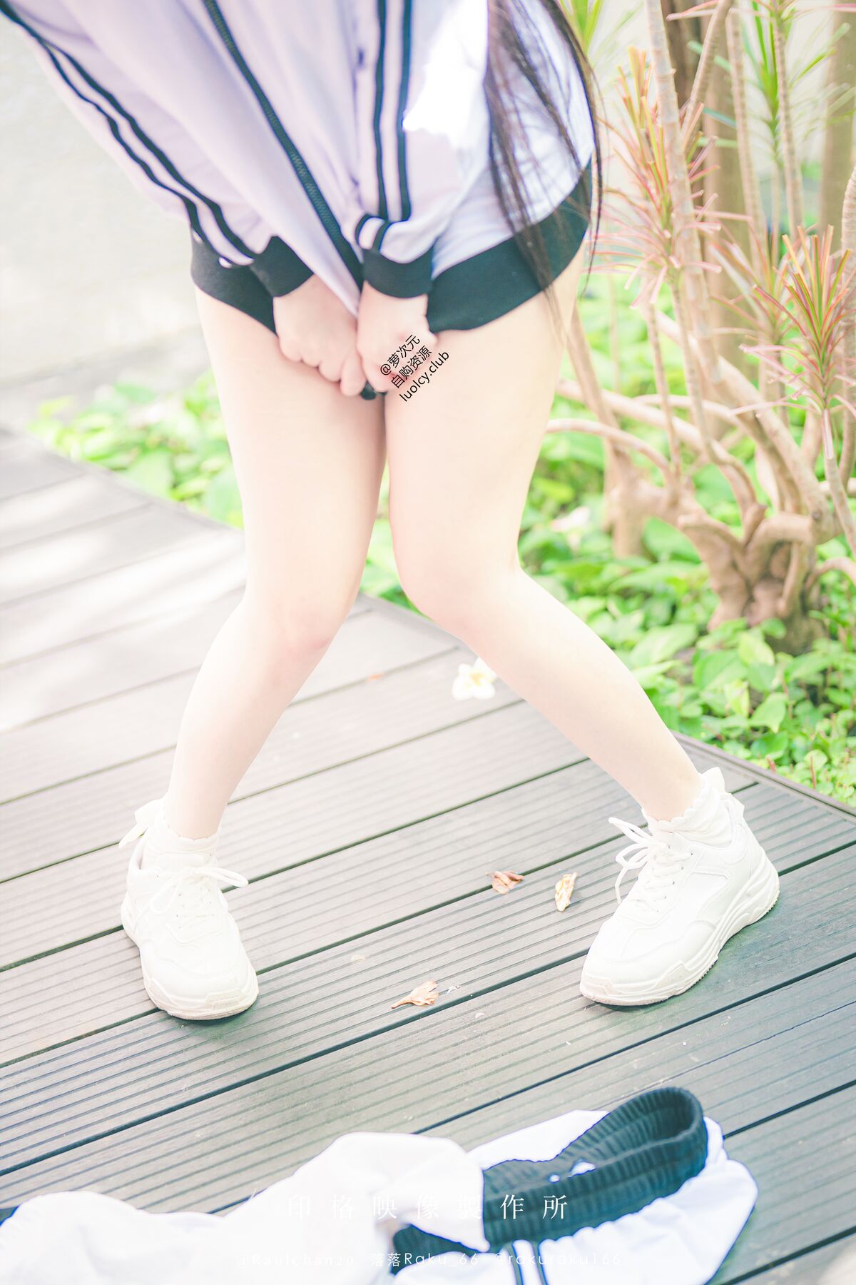 Coser@落落Raku – 锻炼日 Exercise Day (62P – 1V)