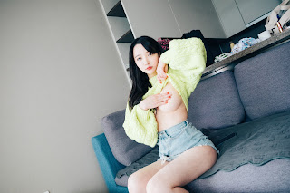 [Loozy] Son Ye-Eun (손예은) – Travel Partner