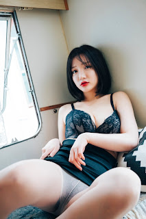 [Loozy] Son Ye-Eun (손예은)- Officegirls Vacation Vol.2