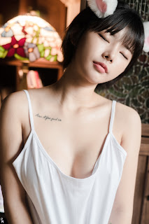 [PINK] U.Hwa (은유화) – My Cat