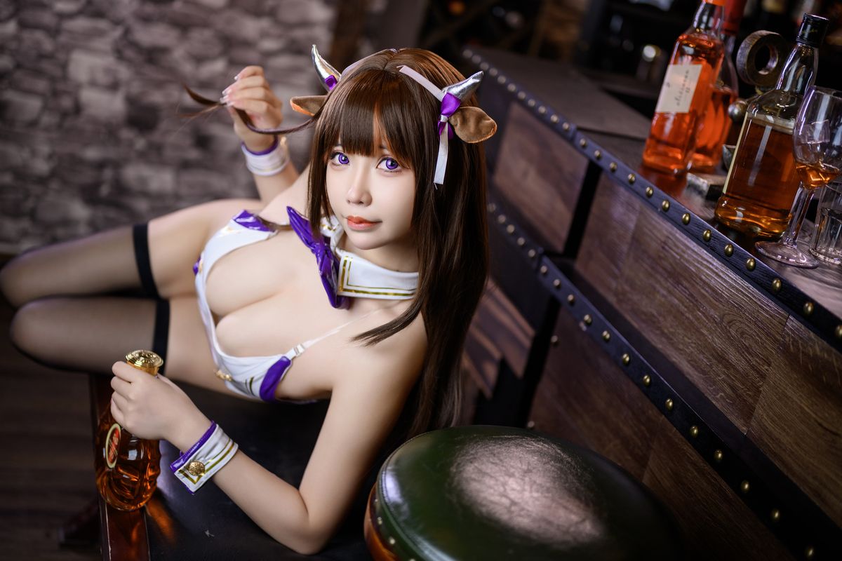 Coser@抱走莫子aa – 牛牛 (42P – 16V)