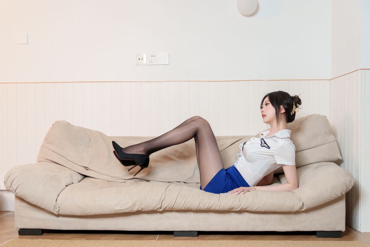 Coser@芋圆侑子 – 空姐 (35P – 1V)