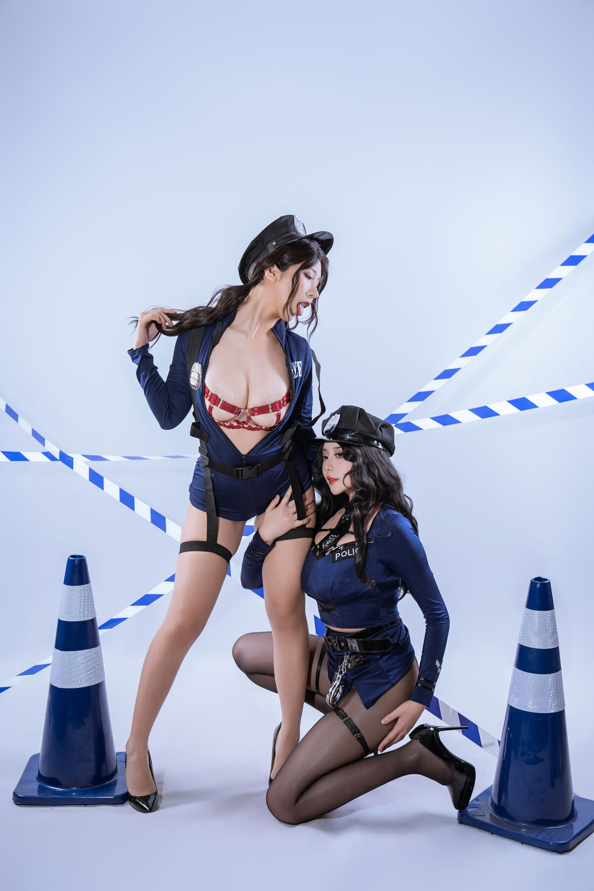 Coser@云溪溪 Yunx1x1 – 奶桃桃x奈汐酱nice 限制区 (73P)