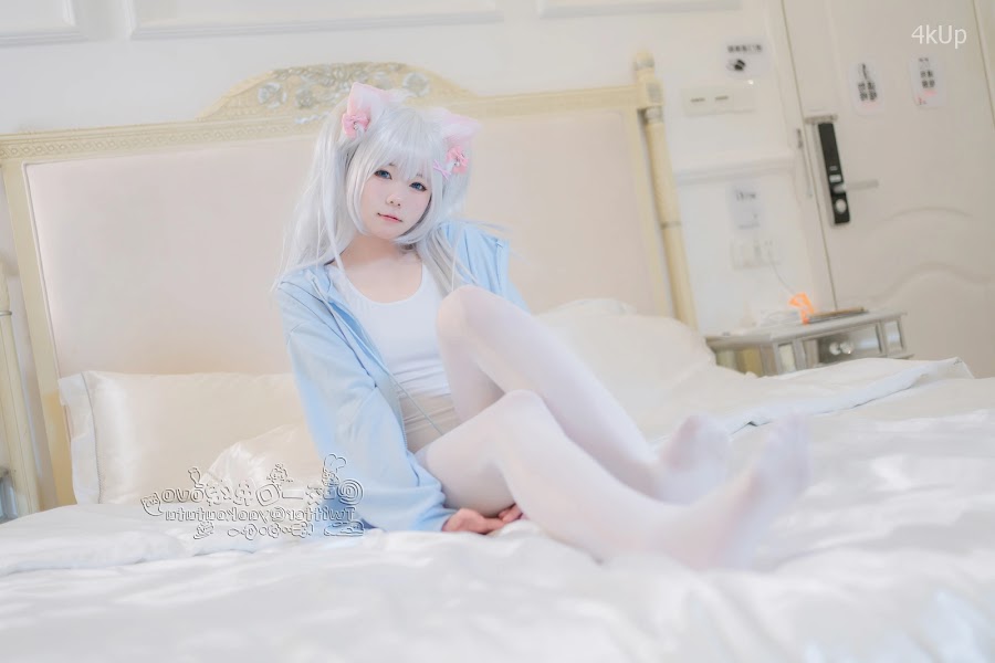 Coser@黏黏团子兔 做你的猫