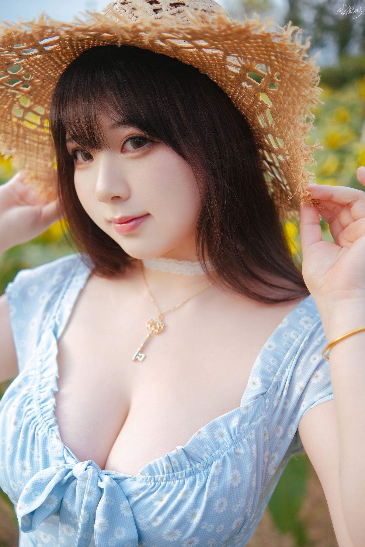 Coser@皮皮奶可可爱了啦 – 彼女向日葵 (36P)