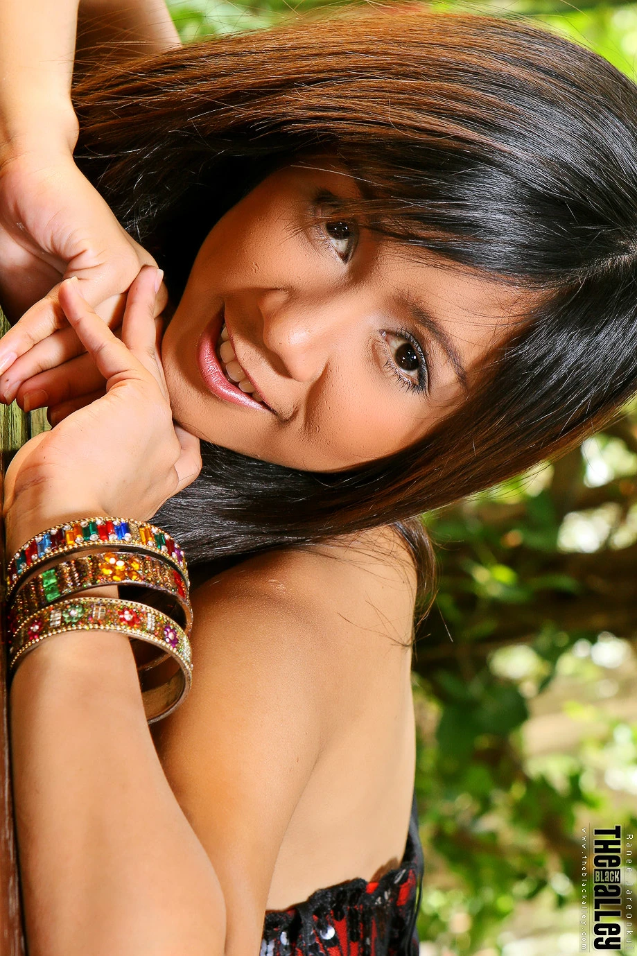 Ranee Jareonkul The Black Alley Photobook Set.01