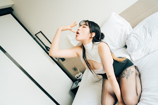 [Loozy] SonSon (손손) – Spit On Mex
