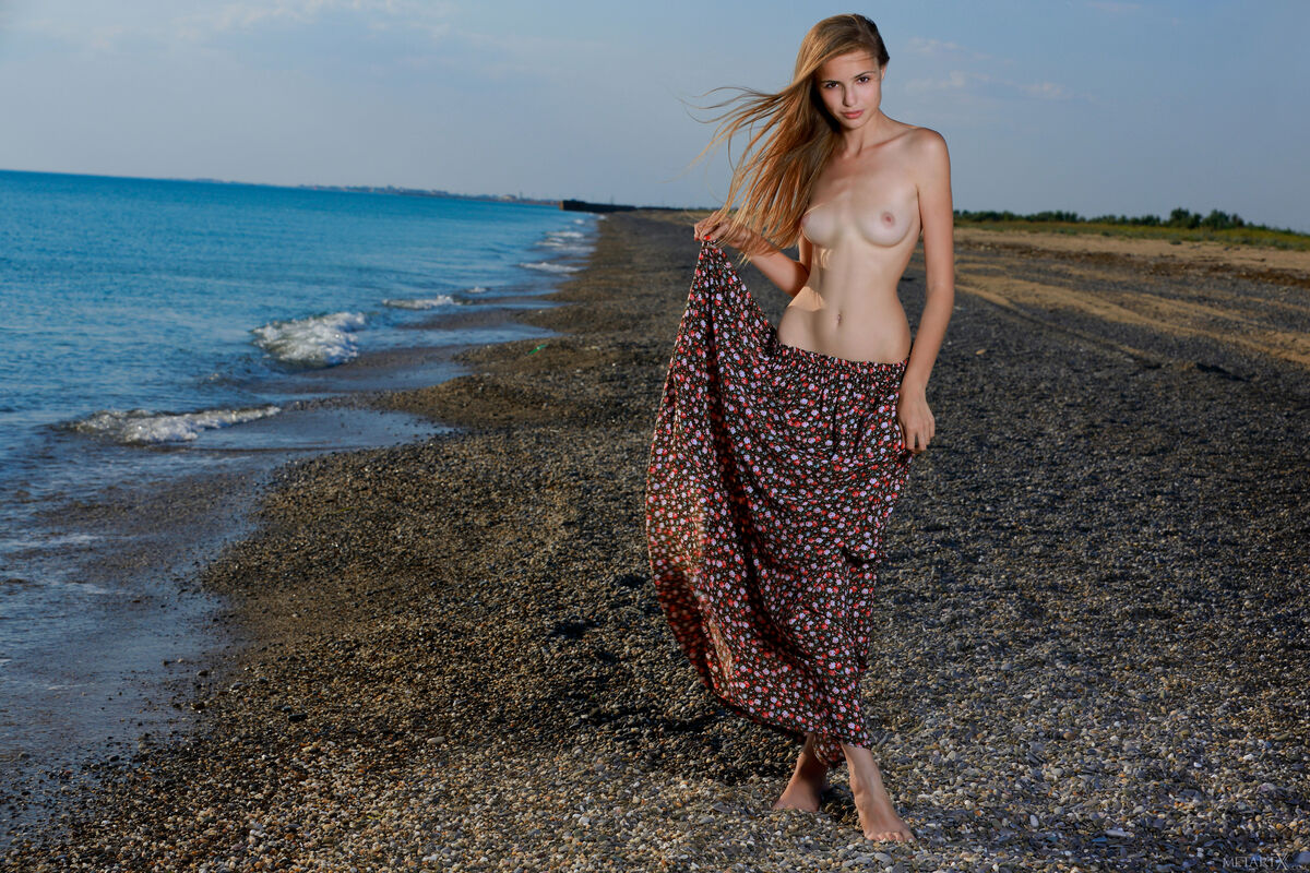 MetArtX Elle Tan – Nudist Part1 (68P)