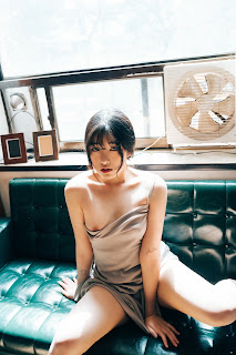 [Loozy] Sonson (손손) – Comic Shop Girl (+S.Ver)