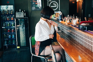[Loozy] Son Ye-Eun (손예은) – Tainted Love Bar