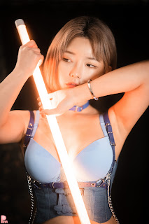 [PINK] U.Hwa (은유화) – Secret Present No.02