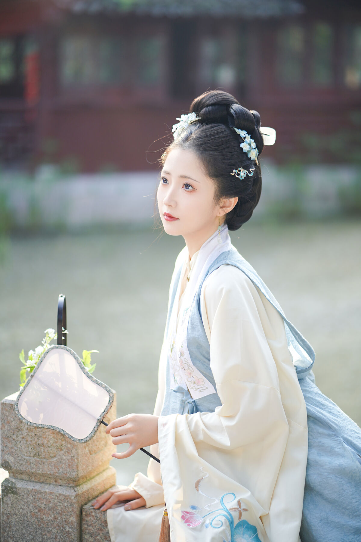 YiTuYu艺图语 Vol.8507 兔牙w (24P)