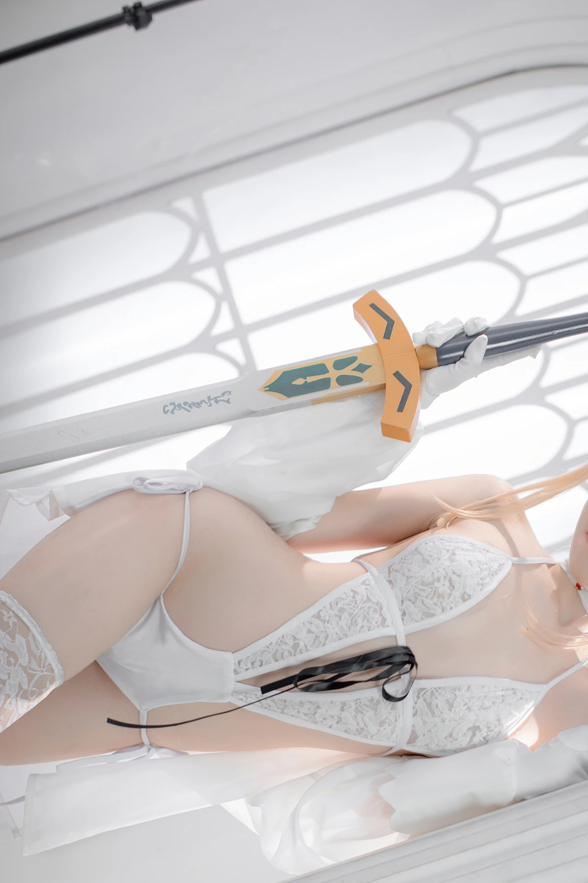 Cosplay 阿薰kaOri – FGO 白Saber