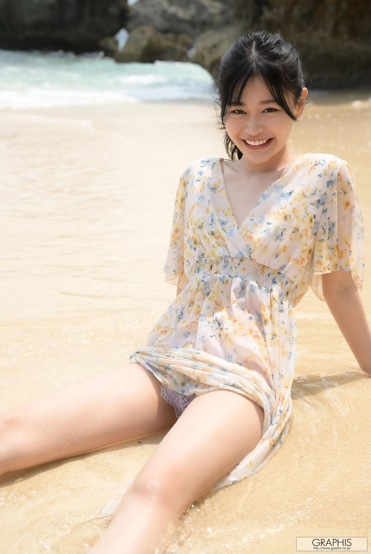 JP Uta Hibino 響乃うた – Graphis Gals Refreshing Smile Part1