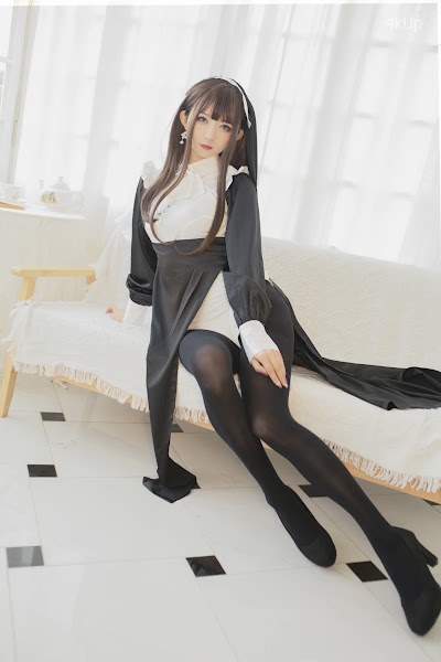 Coser@51酱 修女