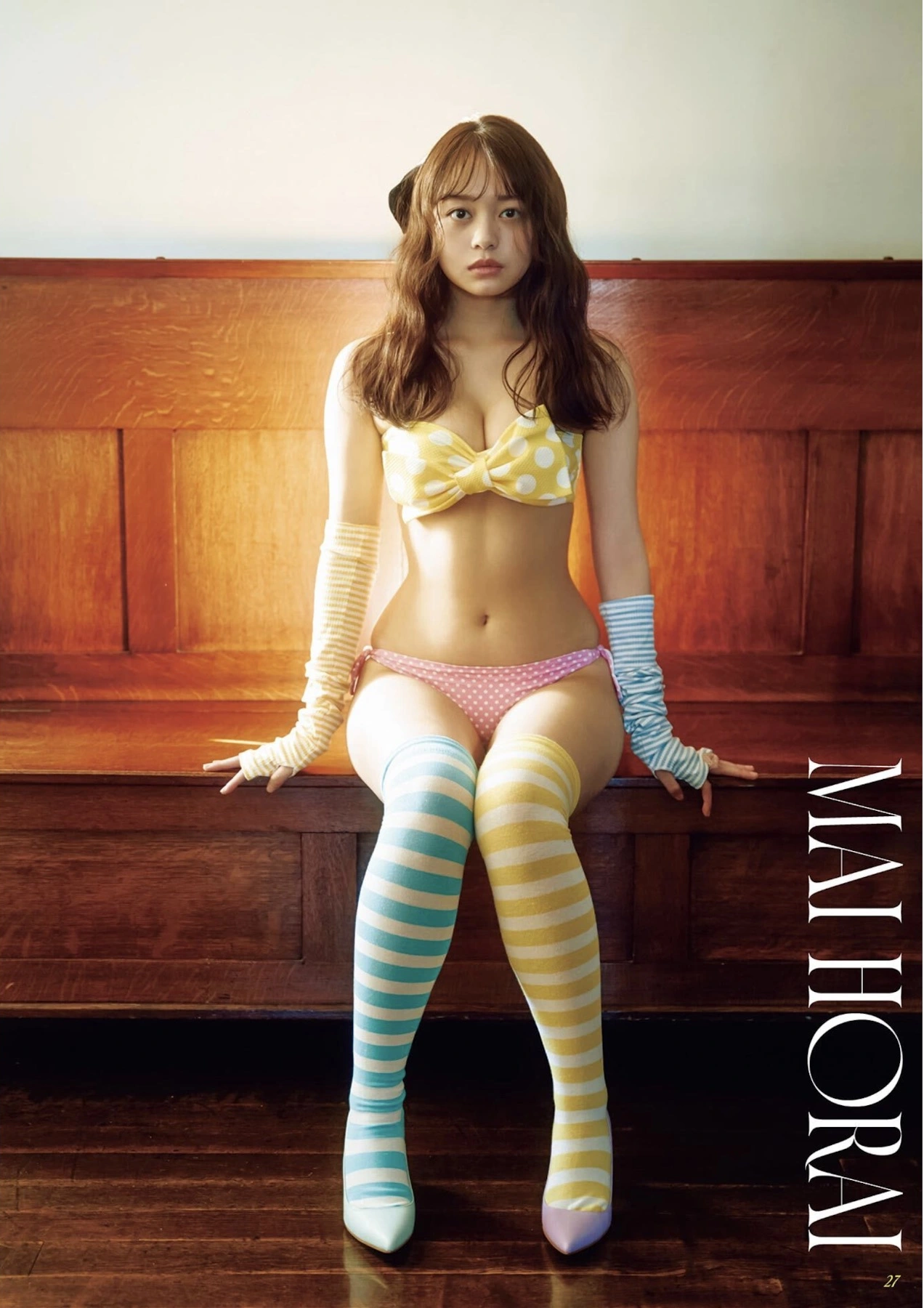 Mai Horai 蓬莱舞, B.L.T. 写真集 Monster Round 3