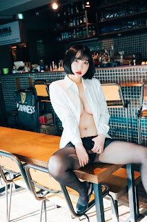 [Loozy] Son Ye-Eun (손예은) – Tainted Love Bar