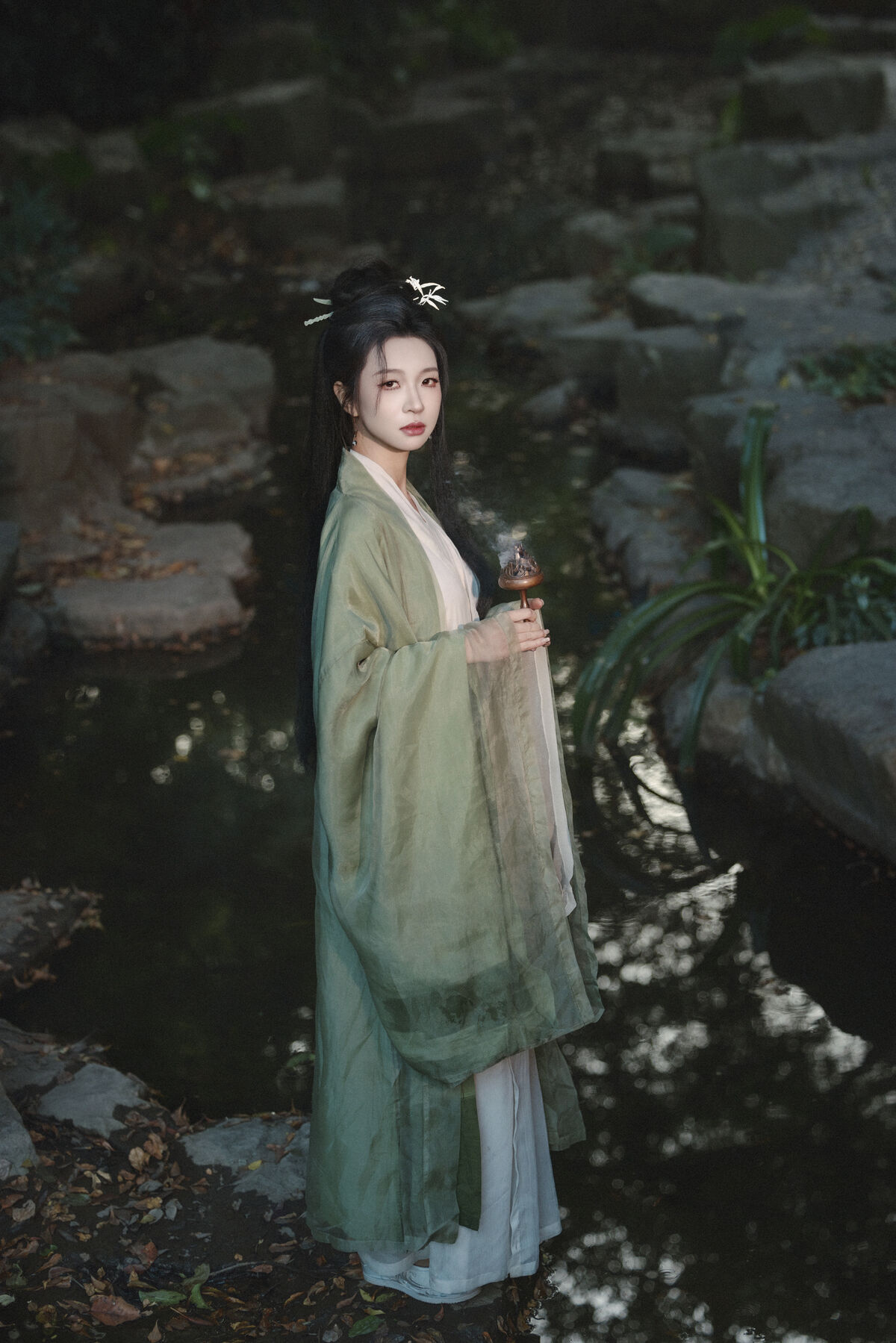 YiTuYu艺图语 Vol.8473 失眠面包蟹 (31P)