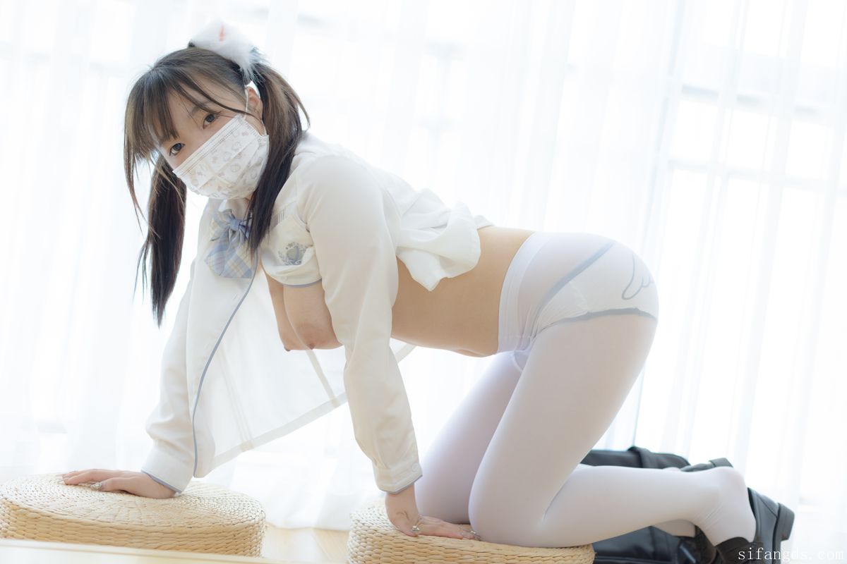 Shao Nu Zhi Xu 少女秩序 – 超级VIP 内部高价定制 R18 JK束缚 Part01 (61P – 1V)