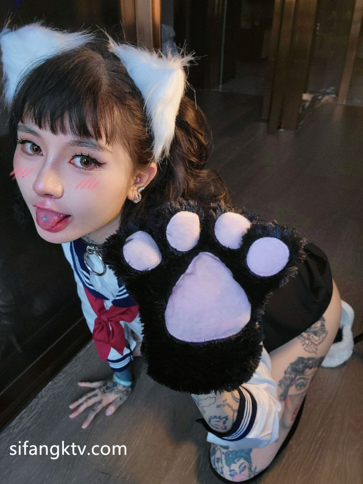 Sexychloe – 火爆X网红福利 野性十足 (64P – 21V)