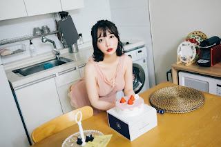 [Loozy] Son Ye-Eun (손예은) – Happy Birthday (+S.Ver)