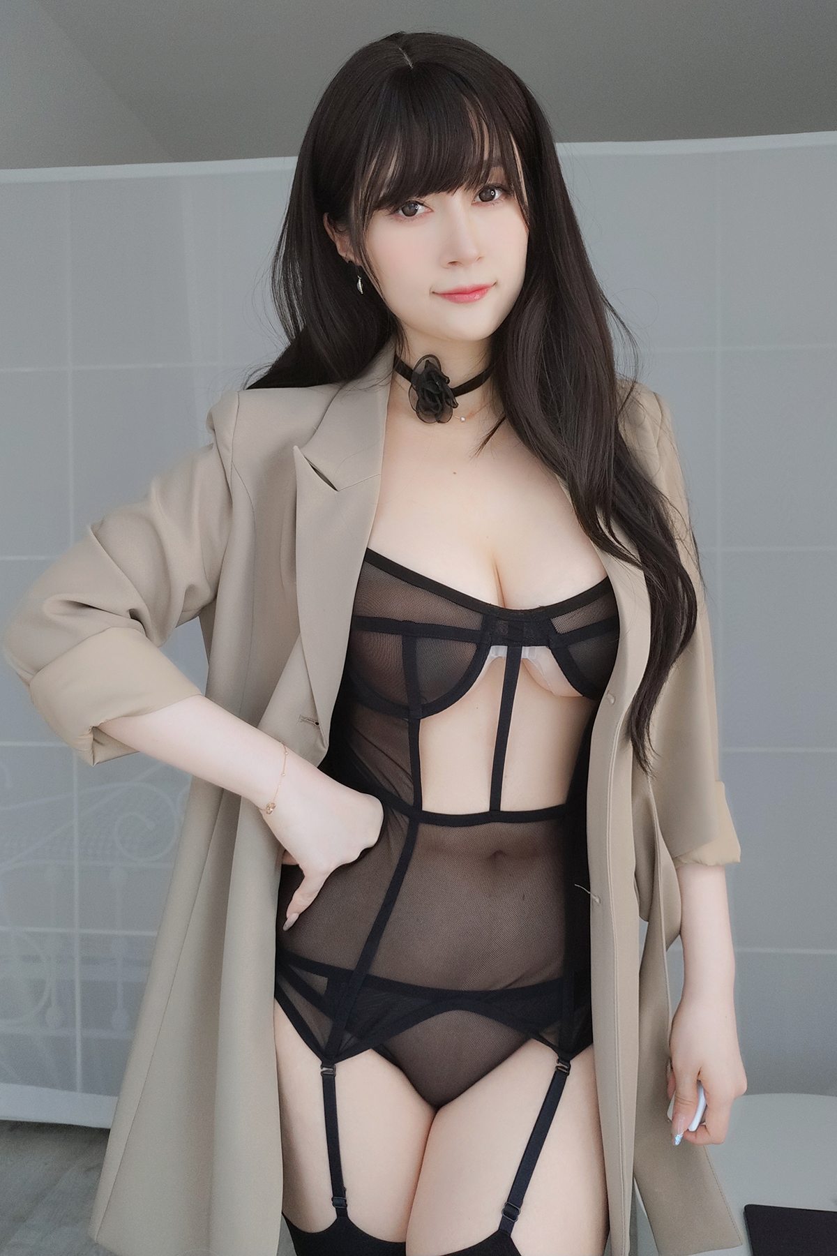 White Silver 81 – Fantia March 2023 Part 01