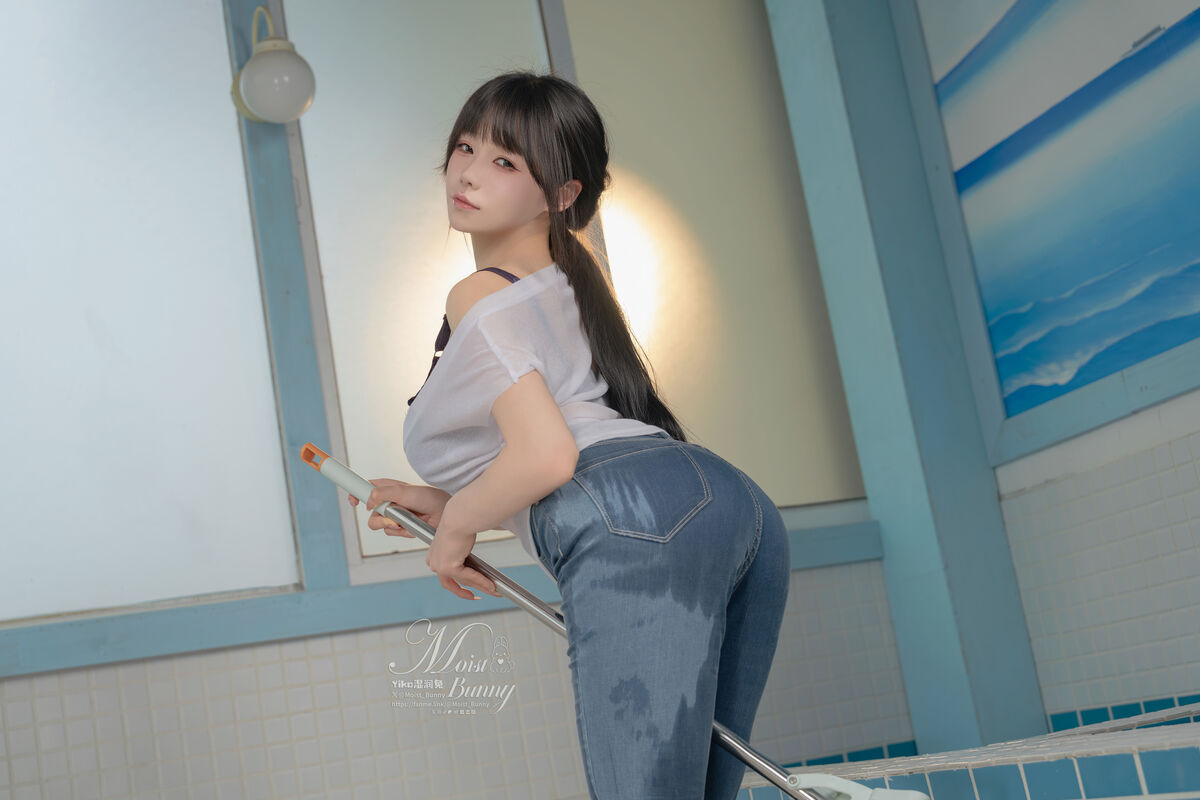 Coser@黏黏团子兔 – 09月作品『钱汤の女将』每夜 Part01 (55P – 2V)