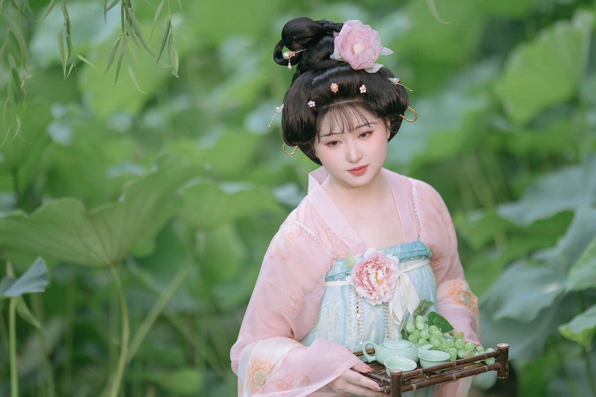 YiTuYu艺图语 Vol.8519 子小浔 (29P)