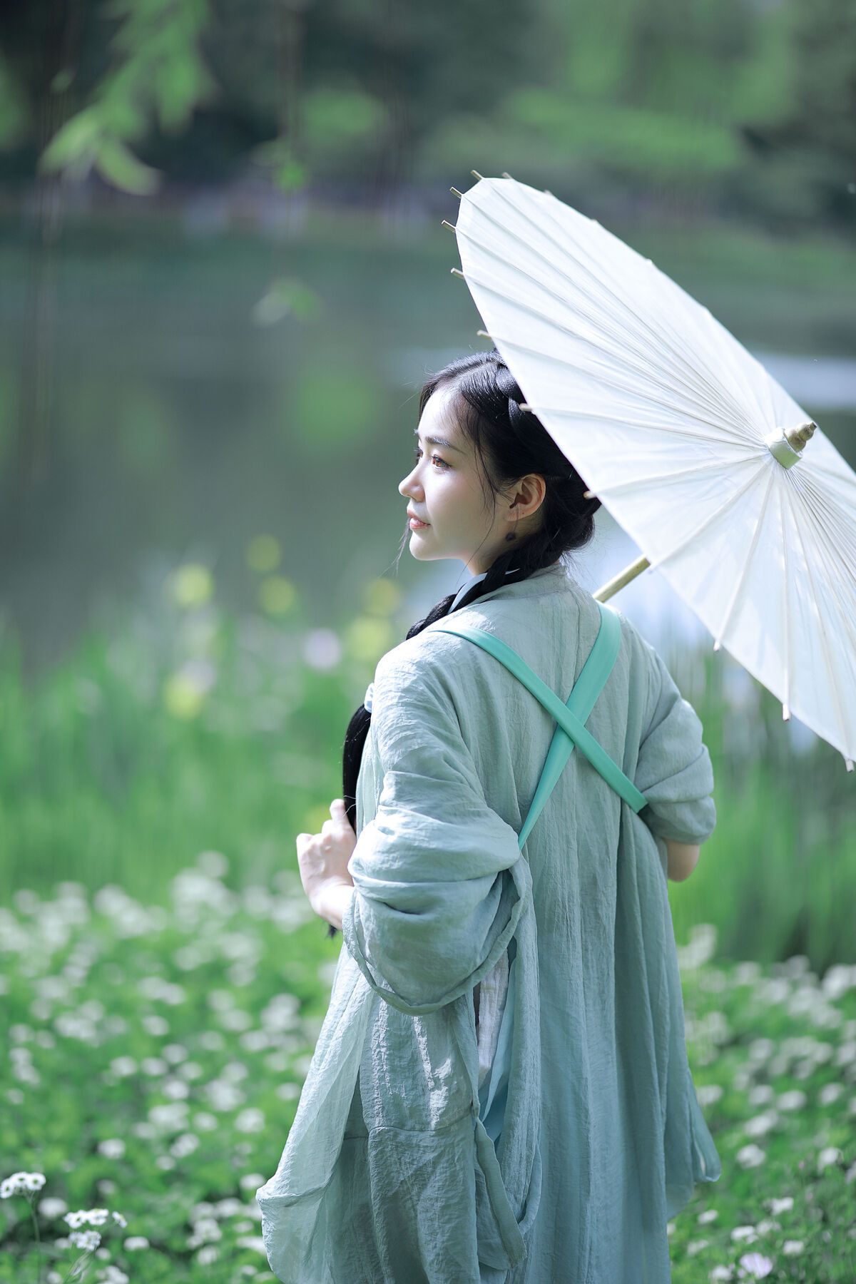YiTuYu艺图语 Vol.8480 一朵 (23P)