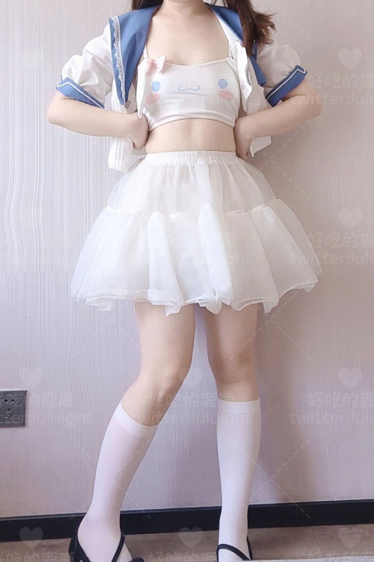 Coser@好吃的鹿鹿 And luluight – 顶级Cos白虎萝莉 私拍福利 Part05 (61P)