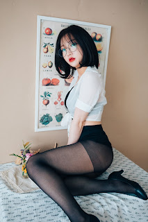 [Loozy] Son Ye-Eun (손예은) – Officegirls Vacation Vol.1