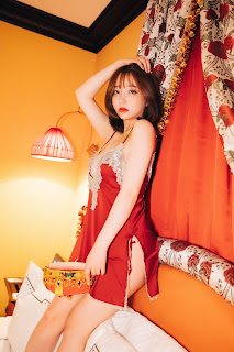 [Loozy] Son Ye-Eun (손예은) – Halloqueen (S.Ver)