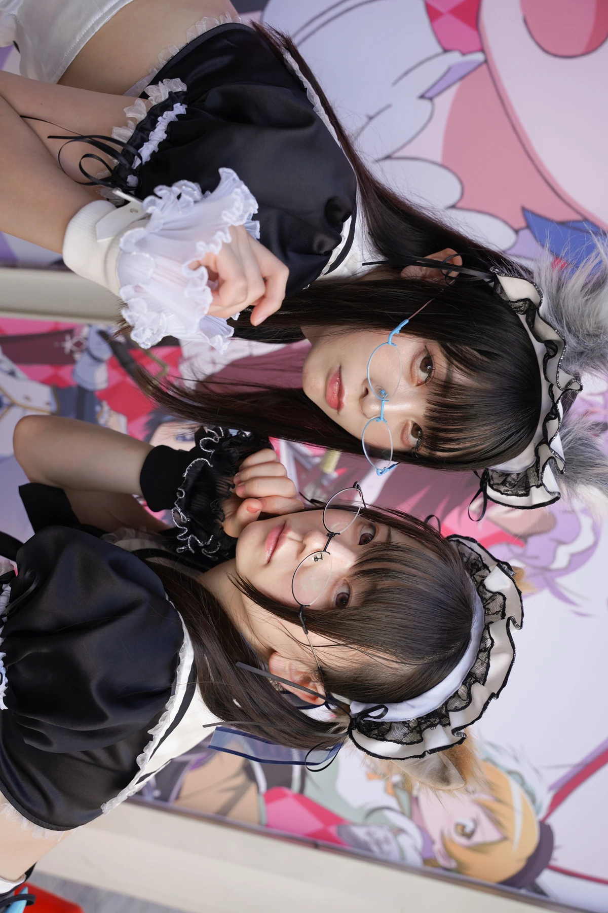 Sui Utatane うたたね翠, Mizuna Shione 水那しおね, 写真集 「野生のメイドがあらわれた！」 Set.03