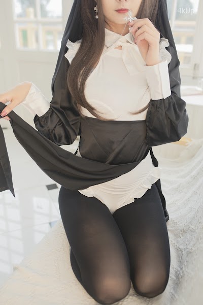 Coser@51酱 修女