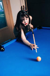 [Loozy] Son Ye-Eun (손예은) – Player (S.ver)