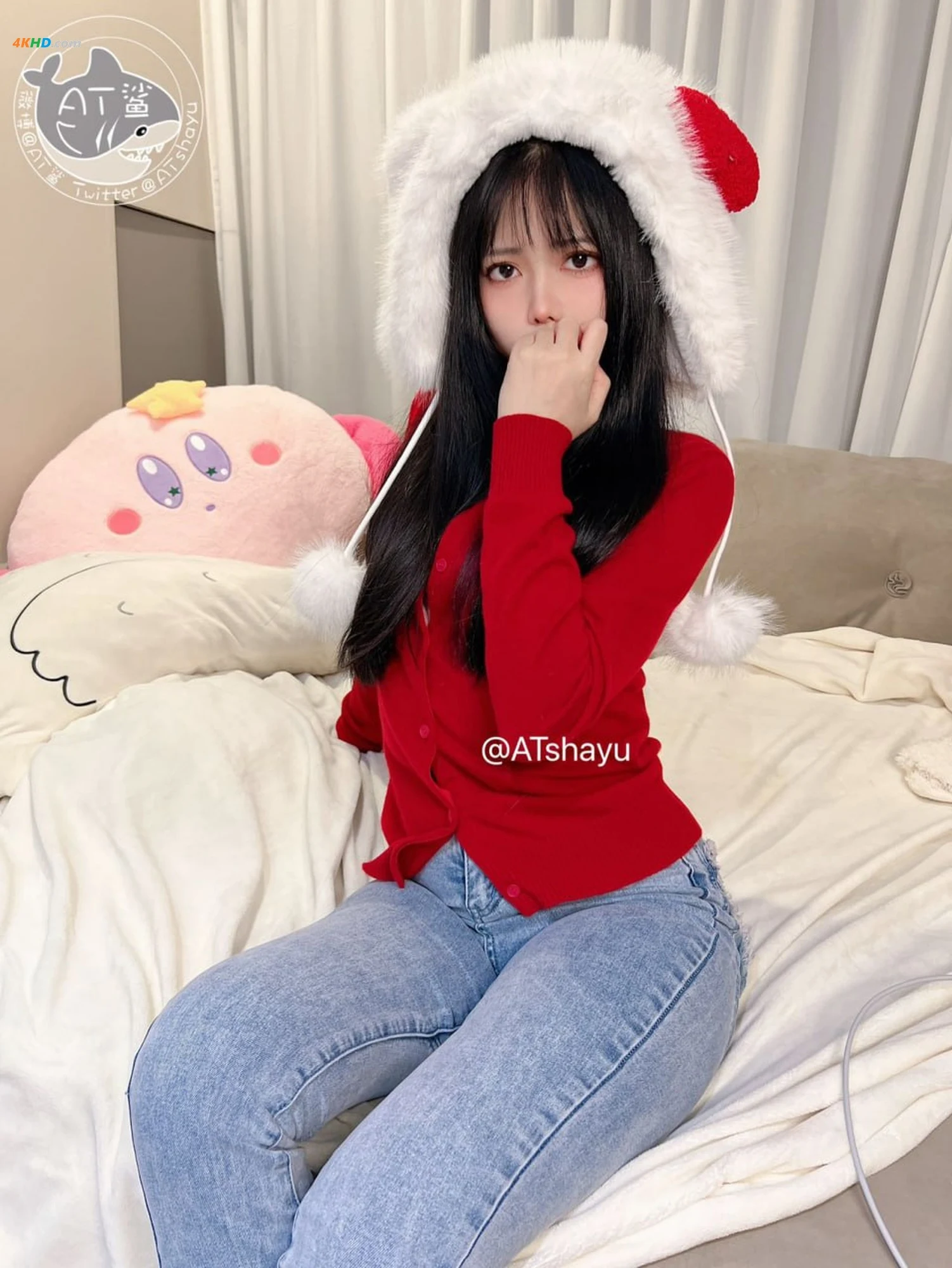 at-shark-christmas-girlfriend.html