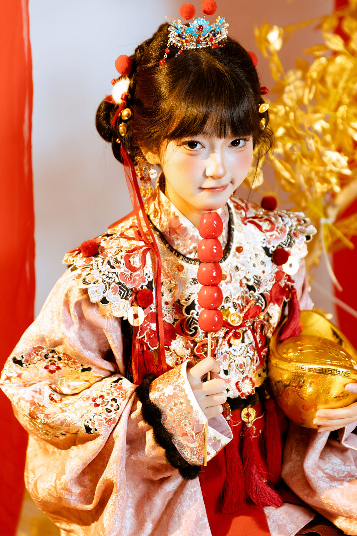 YiTuYu艺图语 Vol.8472 冷酷王爷 (24P)